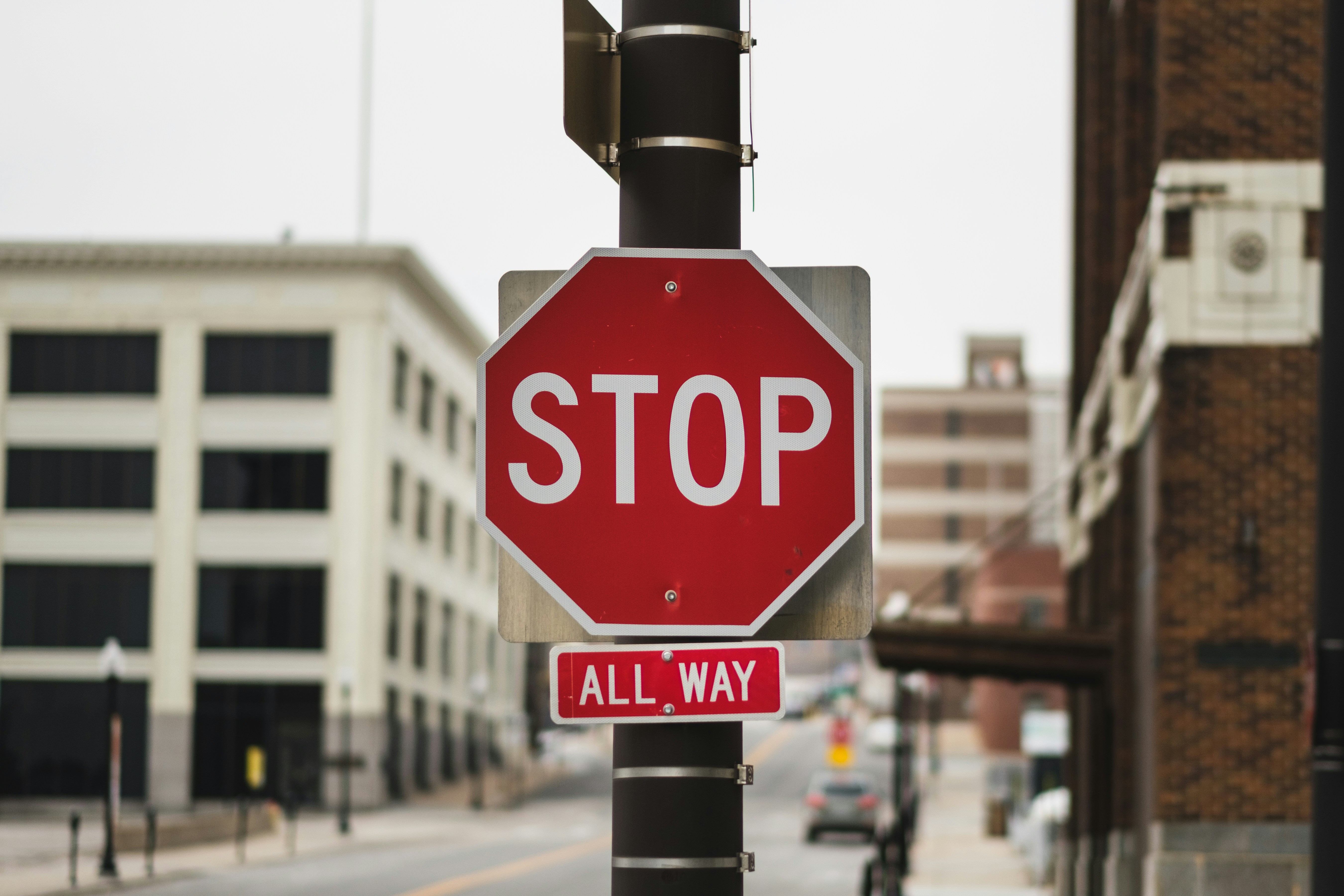 An all ways stop sign.